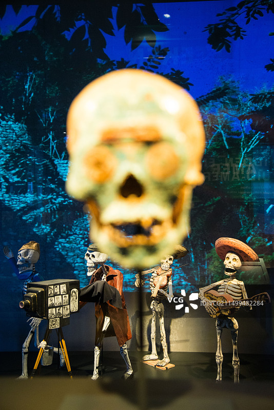 荷兰莱顿民族博物馆的墨西哥纸浆雕塑图片素材