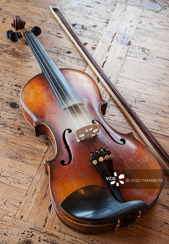 伊冯·凯西的小提琴图片素材