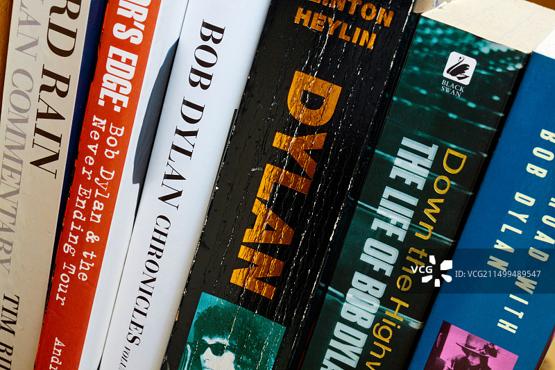 近年来出版的关于鲍勃·迪伦的书籍特写图片素材