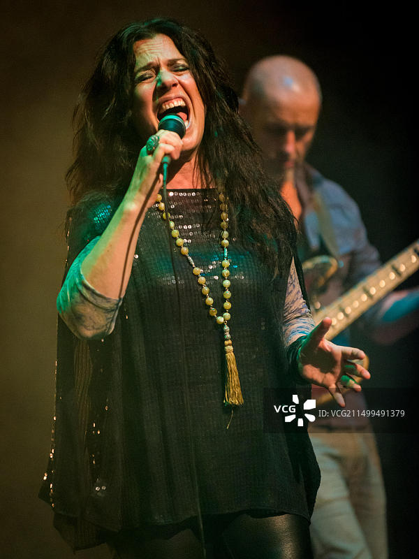 Sari Schorr在梅登黑德诺登农场演唱图片素材