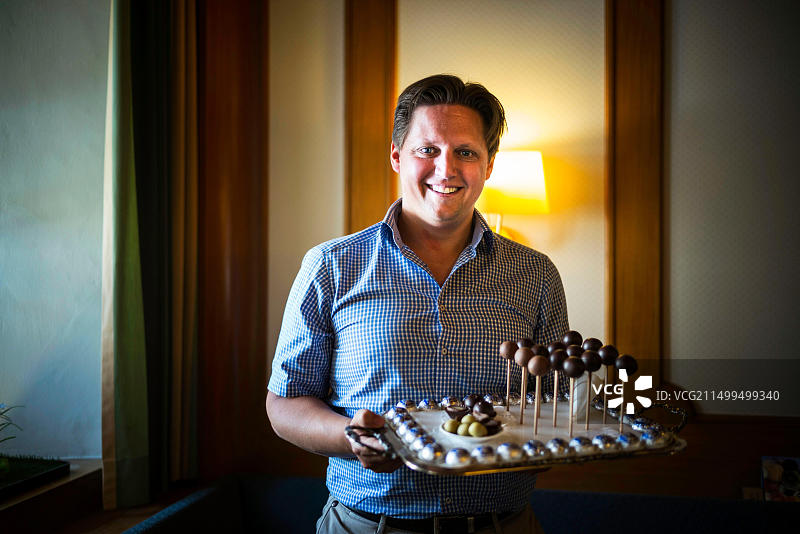 奥地利萨尔茨堡：联合国教科文组织世界遗产老城区与莫扎特巧克力图片素材