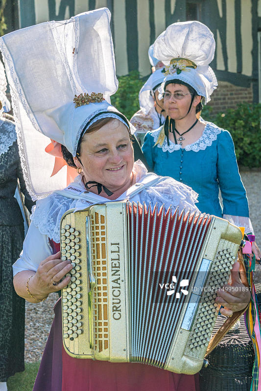 法国坦普利埃指挥部重演者，法国维克辛地区图片素材