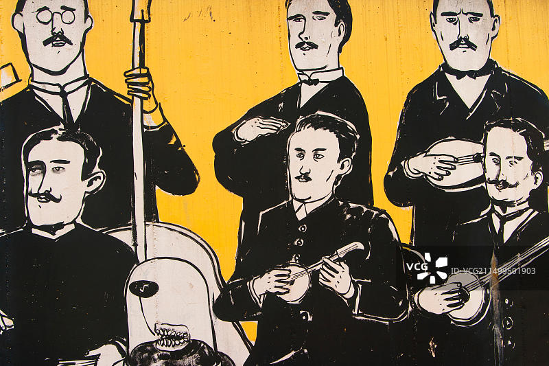 乐队与涂鸦艺术，意大利艾米利亚-罗马涅雷焦艾米利亚图片素材
