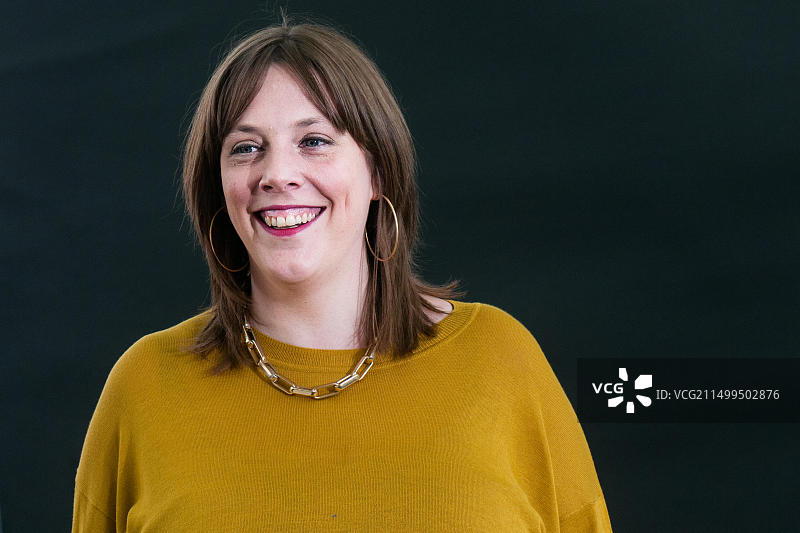 英国工党政治家杰斯·菲利普斯在2017年8月12日爱丁堡国际书展期间参加摄影活动图片素材