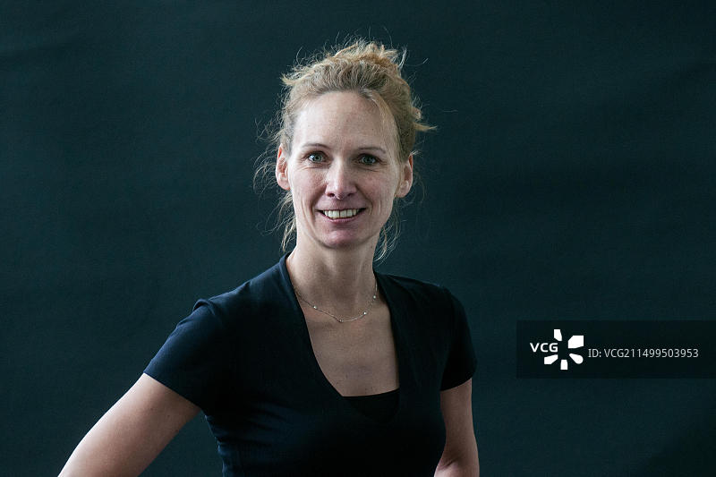 作家兼记者安德烈亚·C·霍夫曼出席2017年8月12日在苏格兰爱丁堡举行的爱丁堡国际图书节期间的记者会图片素材