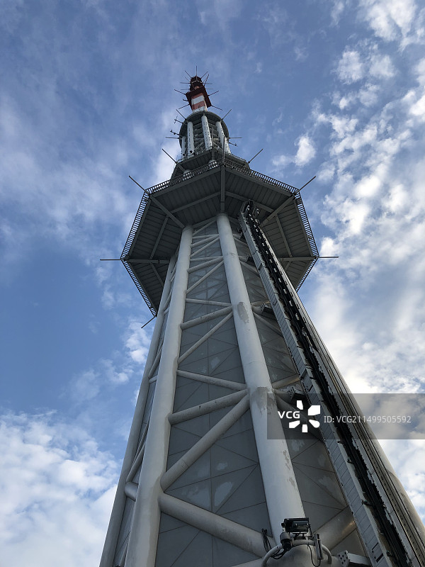 广州塔小蛮腰塔顶低视角拍摄图片素材