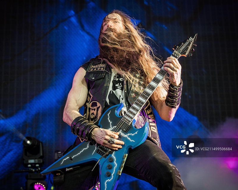 Zakk Wylde在2023年瑞典摇滚音乐节上与Pantera乐队现场演出图片素材