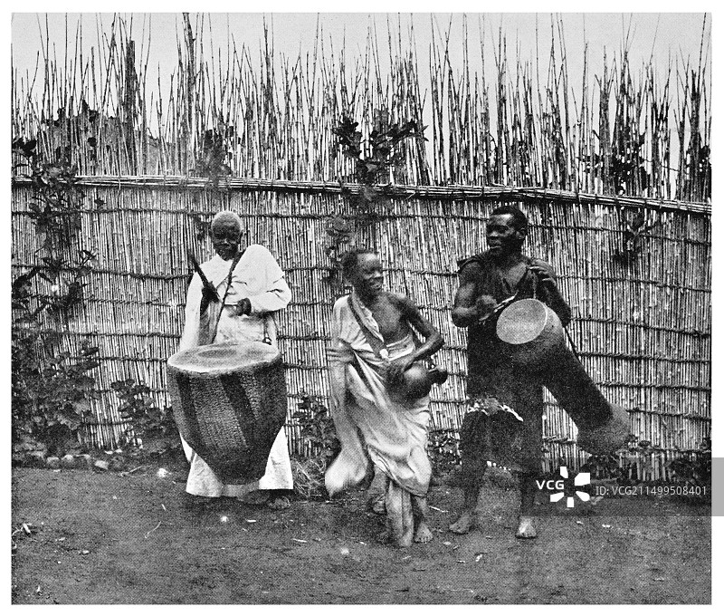 乌干达西部1925年的鼓手图片素材