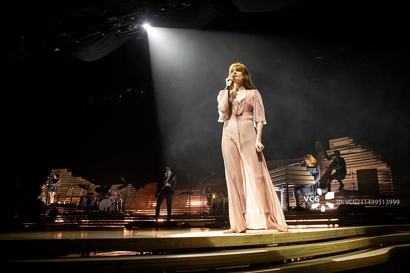 弗洛伦斯与机器乐队奥斯陆演唱会图片素材