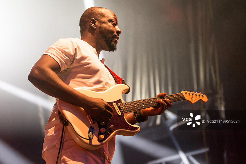 挪威弗雷德里克斯塔：美国说唱歌手Wyclef Jean在2019年挪威音乐节上表演现场音乐会图片素材