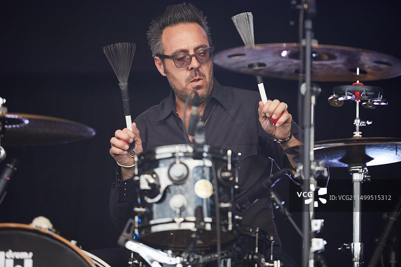 美国另类乡村乐队Wovenhand在奥斯陆峡湾音乐节现场演出图片素材