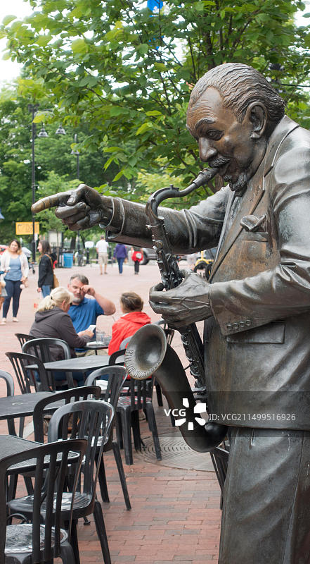 佛蒙特州伯灵顿的乔·伯勒尔大型雕塑图片素材