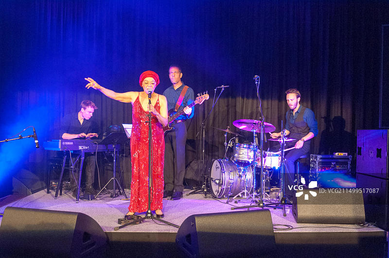 奥赛拉·达拉斯在瑞士圣加仑AAL论坛2016上表演图片素材