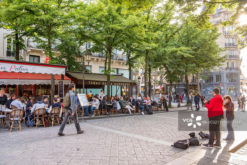 法国巴黎圣米歇尔区索邦广场图片素材