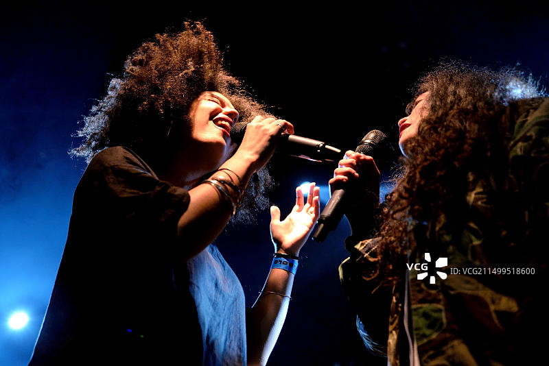 巴塞罗那：Ibeyi乐队在春之声音乐节Apolo舞台上表演图片素材