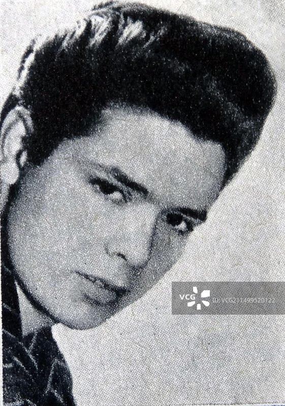 克里夫·理查德爵士（1940-）照片，英国歌手、音乐家、表演者、演员和慈善家图片素材