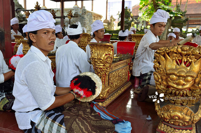 印度尼西亚巴厘岛乌布乌布皇宫音乐家图片素材