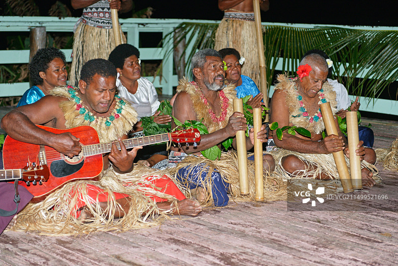 卡瓦仪式，位于南太平洋岛屿斐济亚萨瓦群岛的瓦亚塞瓦岛图片素材