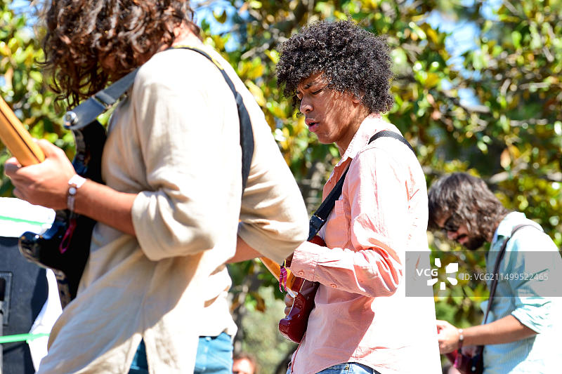 Boogarins（巴西摇滚乐队）在喜力Primavera音乐节（PS14）上的演出图片素材