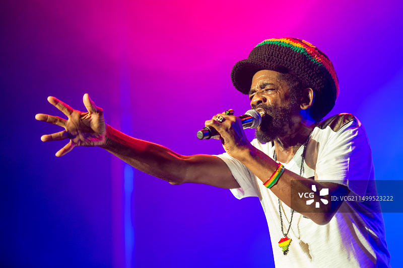 2015年8月16日，加拿**大**蒙特利尔。可可茶在蒙特利尔国际雷鬼音乐节上现场表演。©Marc Bruxelle/Alamy Live News图片素材