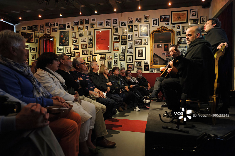 葡萄牙法多音乐会现场观众图片素材