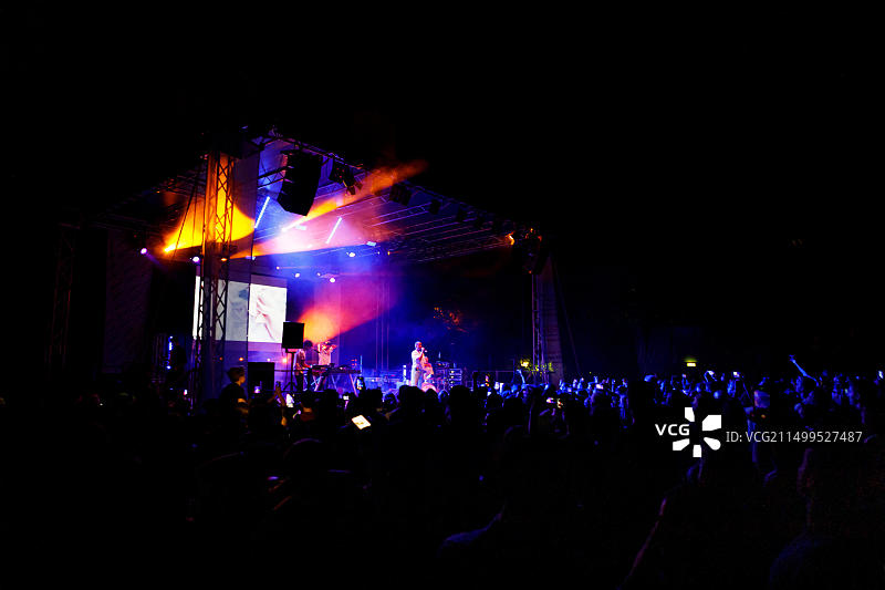 意大利博洛尼亚：意大利歌手兼作曲家Mahmood现场表演图片素材