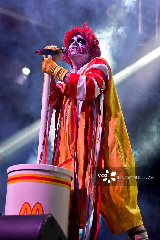 2017年4月6日，美国内华达州拉斯维加斯蓝调之屋：Mac Sabbath乐队主唱Ronald Osborne领衔“Mockstrosity巡回演唱会”图片素材