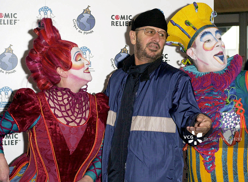 披头士乐队的林格·斯塔在伦敦巴特西公园太阳马戏团的慈善演出中图片素材