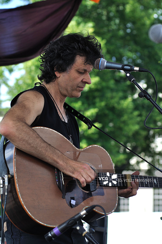 英国利明顿和平节上的罗里·麦克劳德图片素材