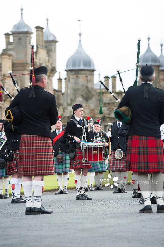 弗洛尔斯城堡的风笛乐队，凯尔索，苏格兰图片素材