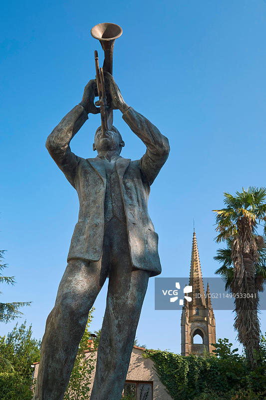 法国热尔省马尔西亚克爵士音乐节：温顿·马萨利斯雕像图片素材