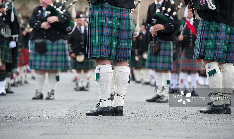 苏格兰凯尔索弗洛尔斯城堡的风笛乐队图片素材