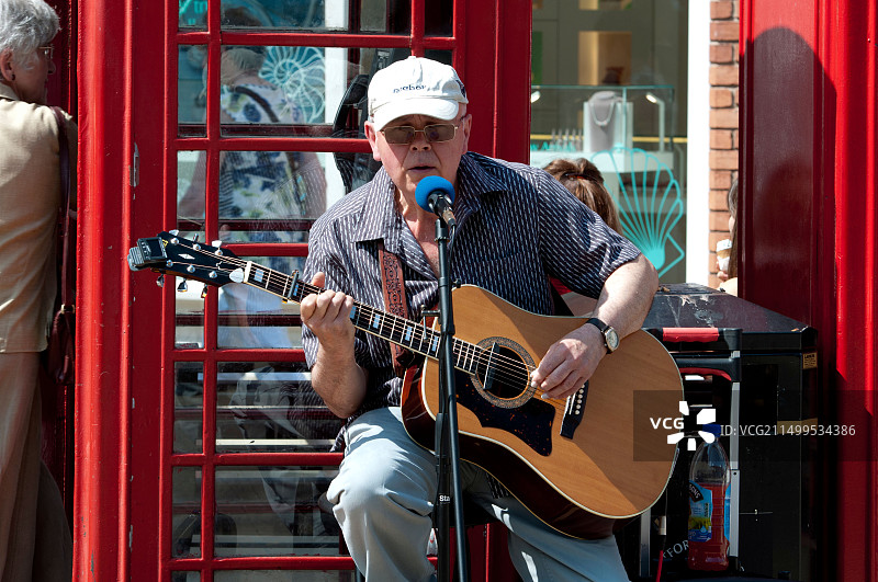 英国斯特拉特福的街头艺人图片素材