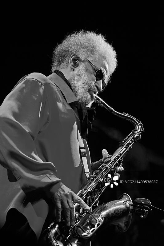 SONNY ROLLINS在Jimmy Lyons舞台上表演 - 2011年第54届蒙特雷爵士音乐节图片素材