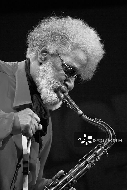 SONNY ROLLINS在Jimmy Lyons舞台上表演 - 2011年第54届蒙特雷爵士音乐节图片素材