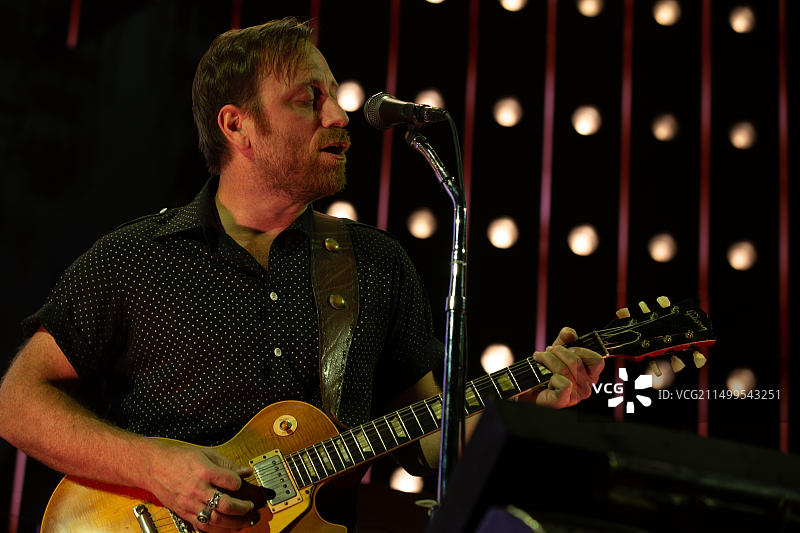 美国摇滚乐队The Black Keys于2019年11月24日在加拿大卑诗省温哥华罗杰斯竞技场演出图片素材