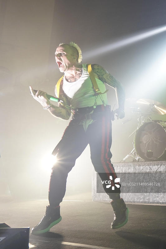 The Prodigy乐队的Keith Flint在伦敦Brixton O2学院现场表演图片素材