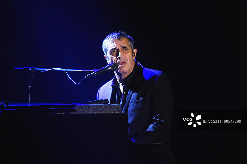 加拿大拉瓦尔：法国歌手Julien Clerc在Salle Andre-Mathieu演出图片素材
