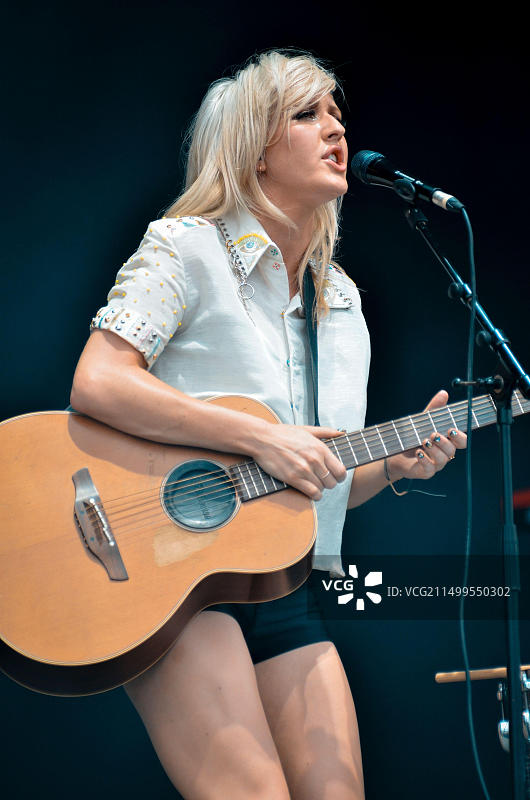 艾丽·高登，V2011音乐节，海兰兹公园，切姆斯福德，埃塞克斯，英国 - 2011年8月21日图片素材