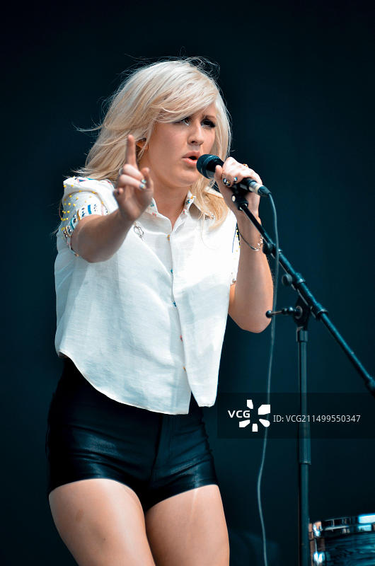 艾丽·高登，V2011音乐节，海兰兹公园，切姆斯福德，埃塞克斯，英国 - 2011年8月21日图片素材
