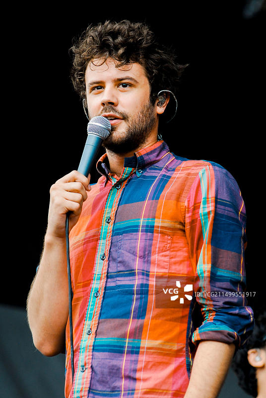 迈克尔·安杰拉科斯 - Passion Pit乐队，V2010，海兰兹公园，切姆斯福德，埃塞克斯，英国 - 2010年8月21日图片素材