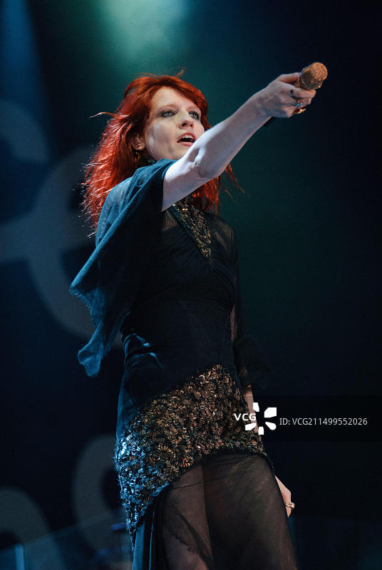 弗洛伦斯·韦尔奇 - 弗洛伦斯与机器乐队，V2010，海兰兹公园，切尔姆斯福德，埃塞克斯，英国 - 2010年8月21日图片素材