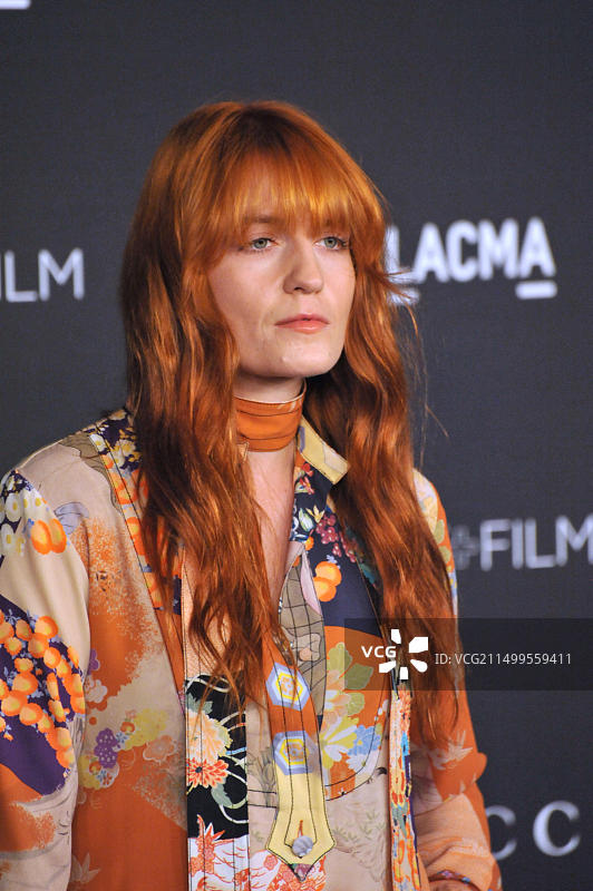 歌手弗洛伦斯·韦尔奇出席2014年LACMA艺术+电影晚会，洛杉矶艺术博物馆图片素材