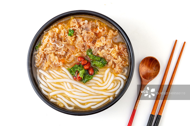 酸汤肥牛土豆粉图片素材