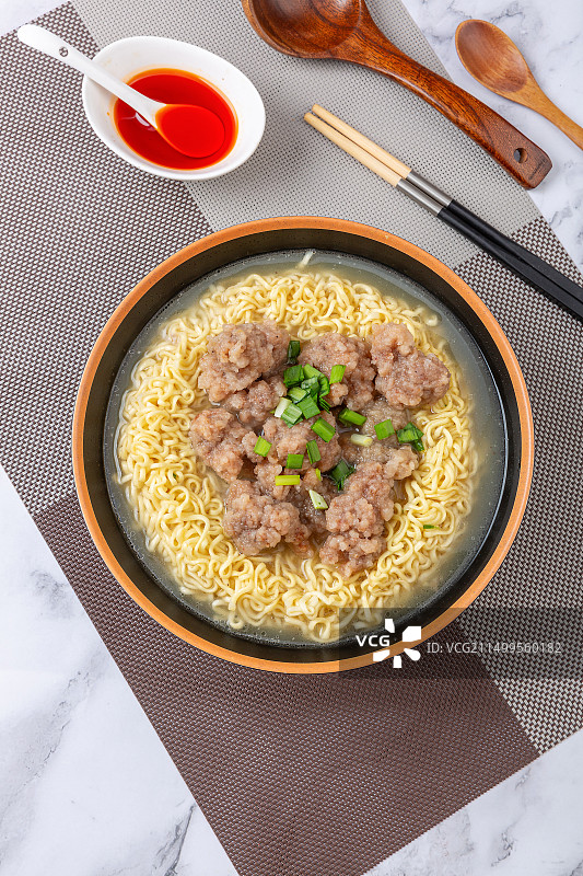 驴肉汤丸子面 方便面图片素材