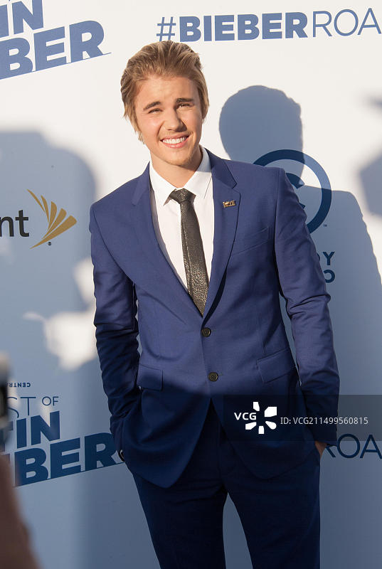 贾斯汀·比伯喜剧中心烤肉：歌手贾斯汀·比伯图片素材