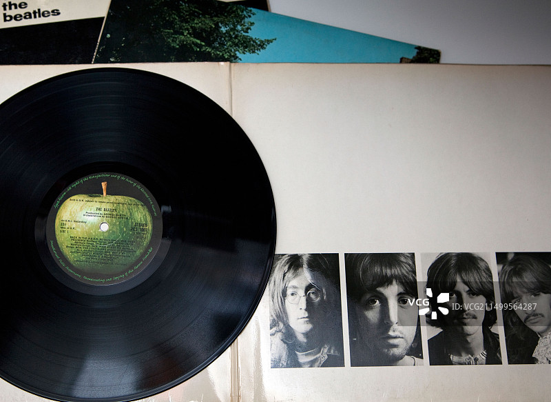 披头士乐队《白色专辑》黑胶唱片（伦敦）图片素材