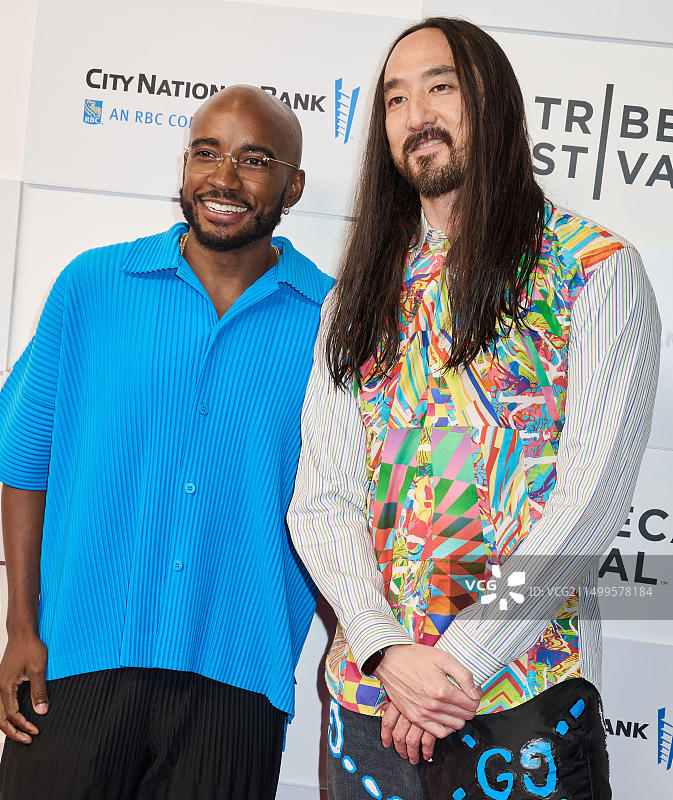 美国纽约州纽约市-2022年6月13日：雅克·莫雷尔和史蒂夫·青木出席翠贝卡电影节图片素材