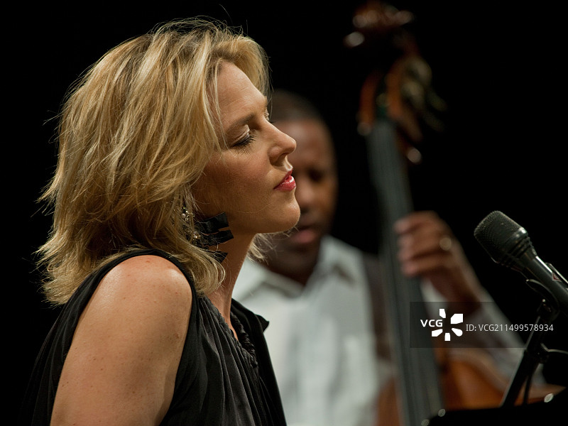 2010年7月26日，黛安娜·克瑞儿在马德里演出图片素材