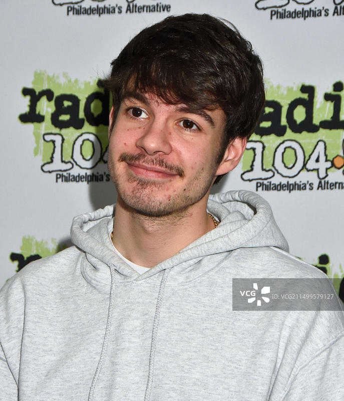 歌手Rex Orange County到访Radio 104.5演出剧院图片素材